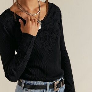 Free People Butterfly Cuff Lace Tim Top in Black